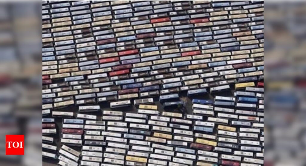 Optical illusion: Can you tell if these are cassettes or buses in this viral picture?